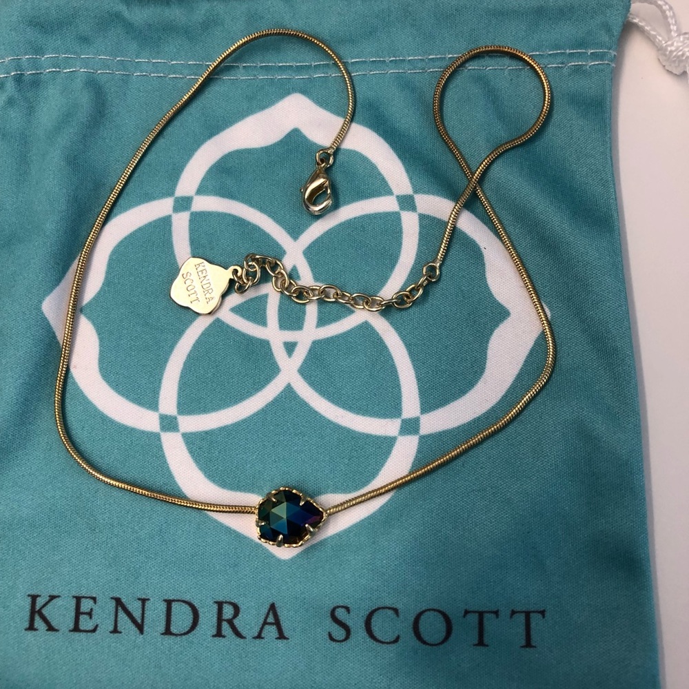 HTF Black iridescent Kendra Scott Mara in gold